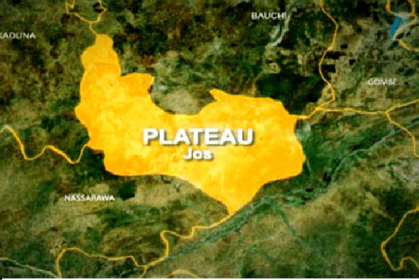 Protesting women destroy military checkpoint in Plateau community