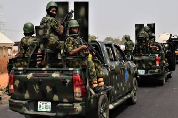 Troops arrest five over stray bullet killing in Maiduguri, probe ongoing