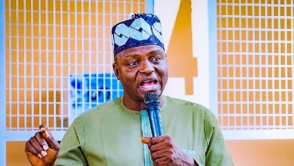 Why Nigerians can’t trust opposition parties, by Yilwatda