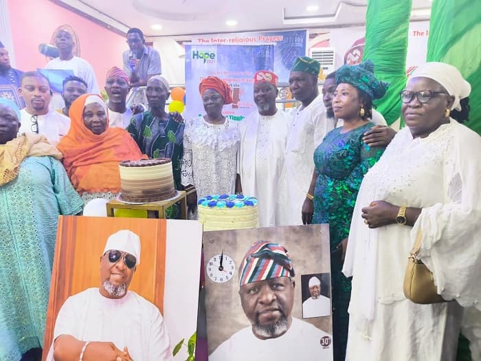 Bamigbetan hosts interfaith prayers, unveils 2027 ambition