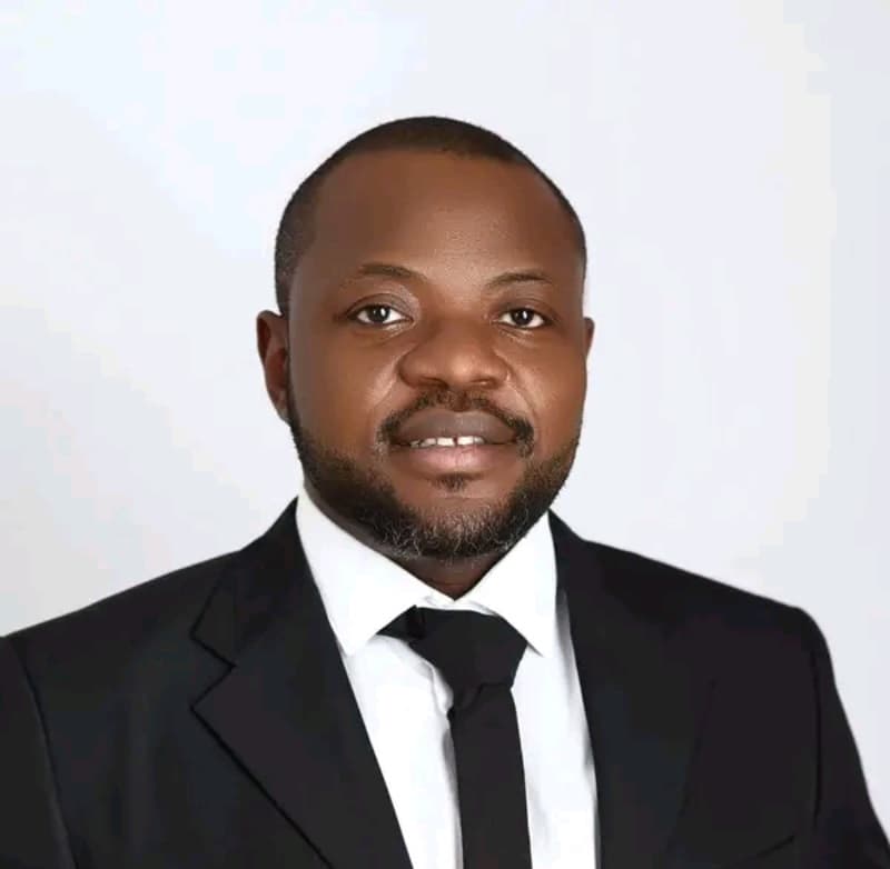 Ex-aide declares for House of Reps