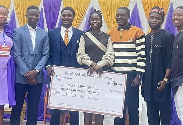 “UK Global Talent David Oyekunle Drives Enterprise Innovation and Mindset Shift amongst Healthcare students at Tangible 01 Summit”