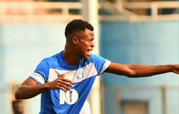 Race for NPFL top  scorer award tightens as Mbaoma joins leaders