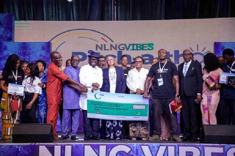 NLNG disburses N250m to 51 enterpreneurs