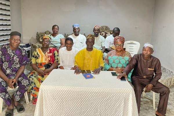 Royal family clears air on controversial report, seeks Lagos govt intervention